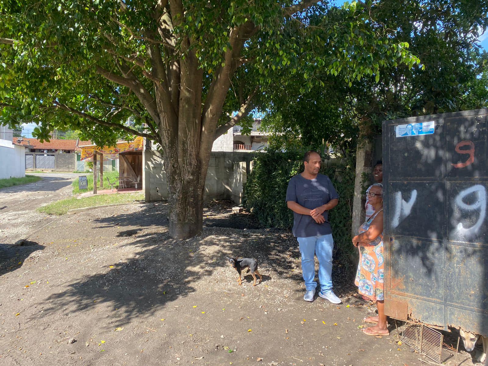 Godoi visita casas alagadas pelas fortes chuvas