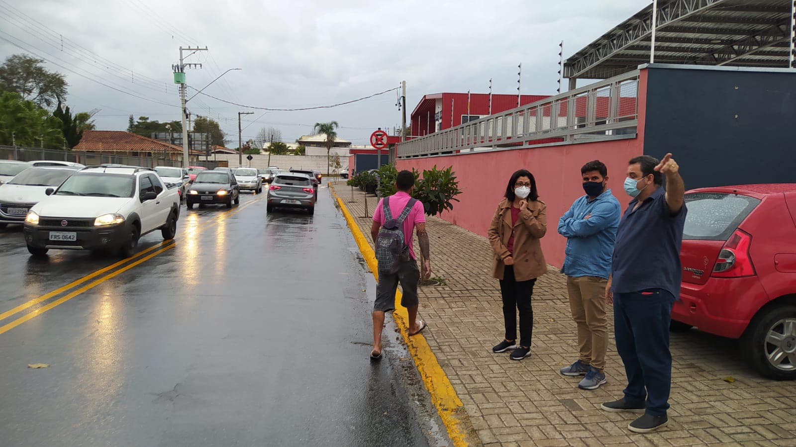 Melhorias no trânsito próximo as escolas Adventista e Jardim das Nações