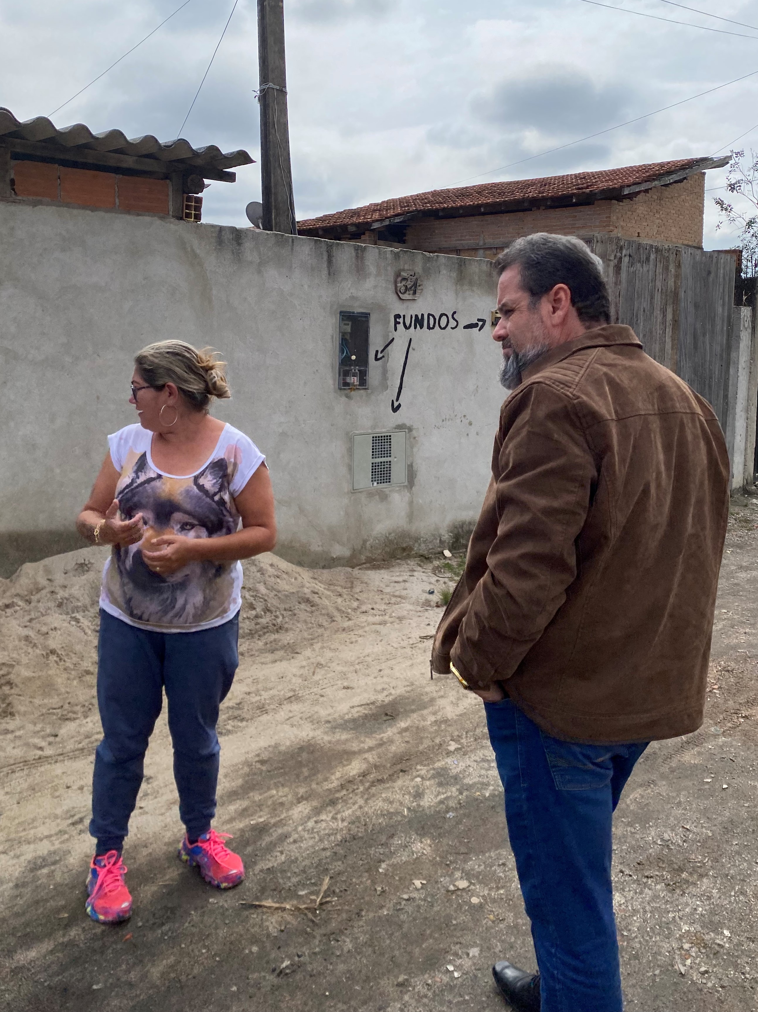 Vereador Adriano encaminha emenda impositiva para iluminação no Chácara das Rosas